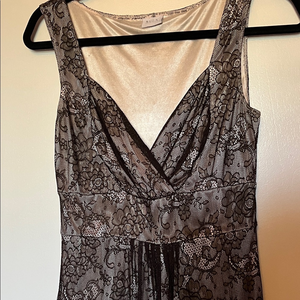 Elegant Black Lace Cocktail Dress - Picture 2 of 14
